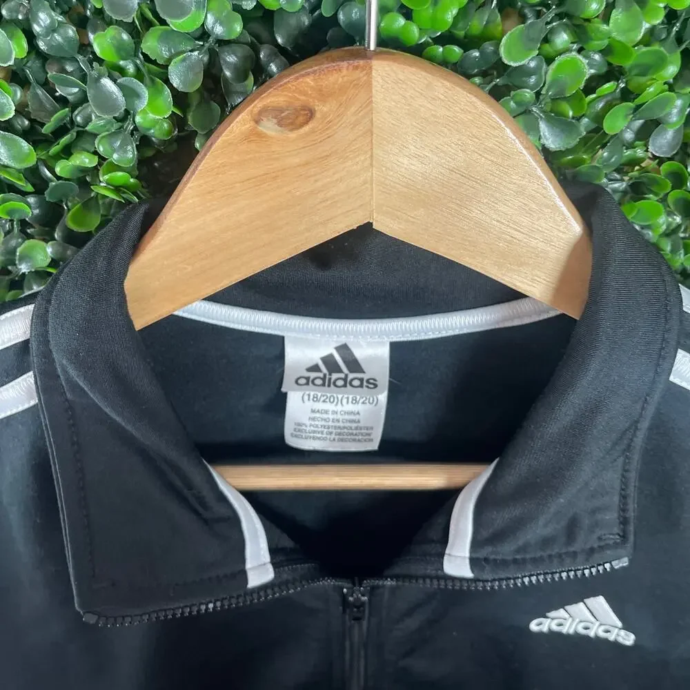 Adidas, Youth Size XL, Jacket black,